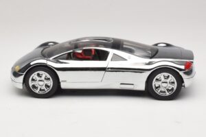 Audi Avus Quattro Chrome Silver Revell 1:18 08830 Diecast - image 4 of 8