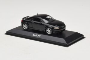 Audi TT 8N Black Maxichamps 1:43 940017221 Diecast - image 3 of 5