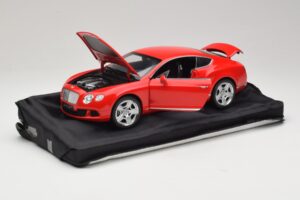 Bentley Continental GT Orange Minichamps 1:18 100139922-P1 Diecast - image 2 of 8