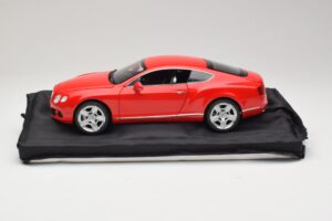 Bentley Continental GT Orange Minichamps 1:18 100139922-P1 Diecast - image 4 of 8