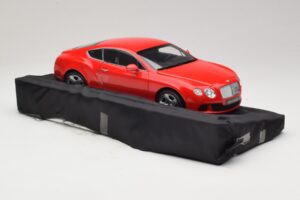 Bentley Continental GT Orange Minichamps 1:18 100139922-P1 Diecast - image 6 of 8