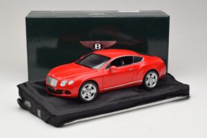 Bentley Continental GT Orange Minichamps 1:18 100139922-P1 Diecast - image 8 of 8