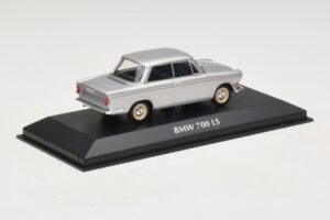 BMW 700 LS Silver Maxichamps 1:43 940023700 Diecast - image 2 of 5