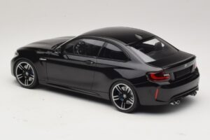 BMW M2 F87 Black Metallic Minichamps 1:18 155026100 Diecast - image 5 of 6