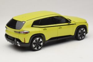 BMW XM G09 Yellow Minichamps 1:18 110023302 Diecast - image 3 of 8