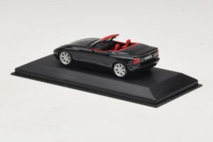 BMW Z1 Dark Green With Red Interior Minichamps 1:43 BMW021 Diecast - image 3 of 5