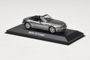 BMW Z3 Grey Metallic Maxichamps 1:43 940024330 Diecast - image 3 of 5