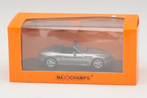 BMW Z3 Grey Metallic Maxichamps 1:43 940024330 Diecast - image 5 of 5