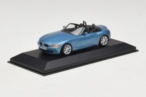 BMW Z4 E85 Light Blue Metallic Replacement Box Minichamps 1:43 80420144054-R1 Diecast - image 2 of 5