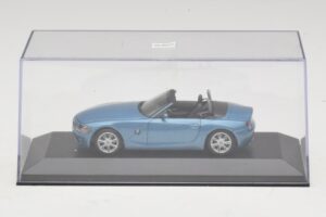 BMW Z4 E85 Light Blue Metallic Replacement Box Minichamps 1:43 80420144054-R1 Diecast - image 4 of 5