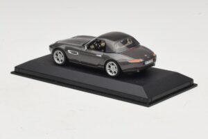 BMW Z8 E52 Hardtop Grey Minichamps 1:43 BMW022 Diecast - image 3 of 5