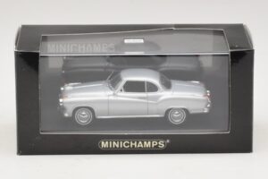 Borgward Isabella Coupe Silver Minichamps 1:43 400096031 Diecast - image 5 of 5