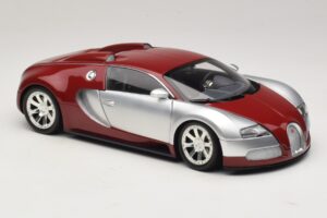 Bugatti Veyron Centenaire Edition Chrome Red Minichamps 1:18 100110851 Diecast - image 6 of 8