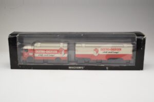 Bussing LU 11/16 Box Trailer Dextro Energen Minichamps 1:43 499073940 Diecast - image 6 of 6