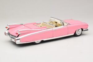Cadillac Eldorado Biarritz Pink Maisto 1:18 31813-P1 Diecast - image 3 of 8