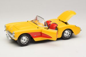 Chevrolet Corvette C1 Convertible Yellow Red Bburago 1:18 3034-M2 Diecast - image 2 of 8