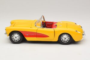 Chevrolet Corvette C1 Convertible Yellow Red Bburago 1:18 3034-M2 Diecast - image 4 of 8