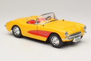 Chevrolet Corvette C1 Convertible Yellow Red Bburago 1:18 3034-M2 Diecast - image 6 of 8