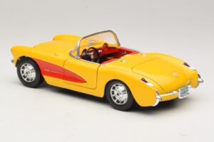 Chevrolet Corvette C1 Convertible Yellow Red Bburago 1:18 3034-M2 Diecast - image 7 of 8
