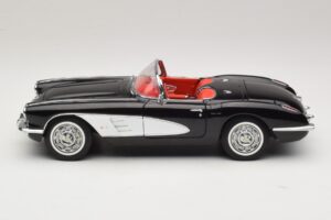 Chevrolet Corvette C1 Tuxedo Black AUTOart 1:18 71142 Diecast - image 4 of 8