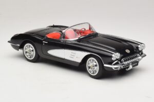 Chevrolet Corvette C1 Tuxedo Black AUTOart 1:18 71142 Diecast - image 6 of 8