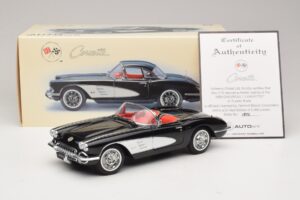 Chevrolet Corvette C1 Tuxedo Black AUTOart 1:18 71142 Diecast - image 8 of 8