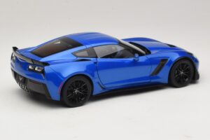 Chevrolet Corvette C7 Z06 Laguna Blue Tintcoat AUTOart 1:18 71265 Composite - image 3 of 8