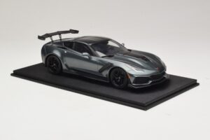 Chevrolet Corvette C7 ZR-1 Shadow Grey Metallic TopSpeed 1:18 TS0148 Resin - image 4 of 6