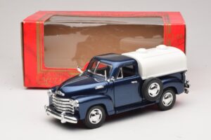 Chevrolet Pickup Blue Mira 1:18 6270 Diecast - image 8 of 8