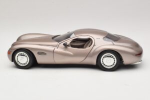 Chrysler Atlantic Beige Guiloy 1:18 68570 Diecast - image 4 of 8