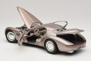 Chrysler Atlantic Beige Guiloy 1:18 68570 Diecast - image 5 of 8