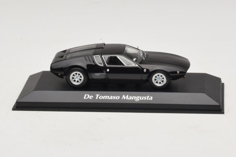 De Tomaso Mangusta Black Maxichamps 1:43 De Tomaso Mangusta Black Maxichamps 1:43 940127121 Diecast