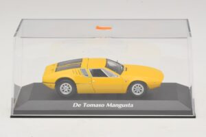 De Tomaso Mangusta Yellow Maxichamps 1:43 940127120 Diecast - image 4 of 5