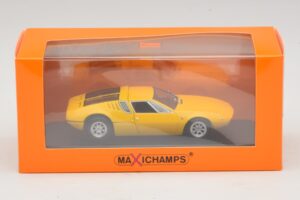 De Tomaso Mangusta Yellow Maxichamps 1:43 940127120 Diecast - image 5 of 5