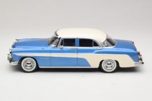 DeSoto Fireflite Sedan Blue Metallic & Cream KK-Scale 1:18 KKDC181544 Diecast - image 3 of 6