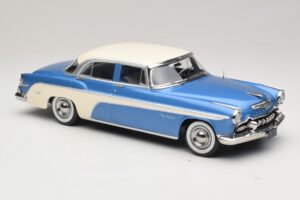 DeSoto Fireflite Sedan Blue Metallic & Cream KK-Scale 1:18 KKDC181544 Diecast - image 4 of 6