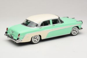 DeSoto Fireflite Sedan Light Green & Cream KK-Scale 1:18 KKDC181543 Diecast - image 2 of 6