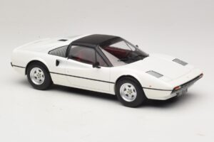 Ferrari 308 GTS White MCG 1:18 MCG18664 Diecast - image 4 of 6