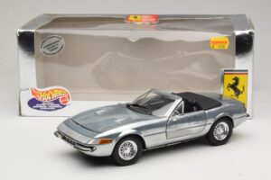 Ferrari 365 GTS Chrome Silver Hot Wheels 1:18 25738 Diecast - image 8 of 8