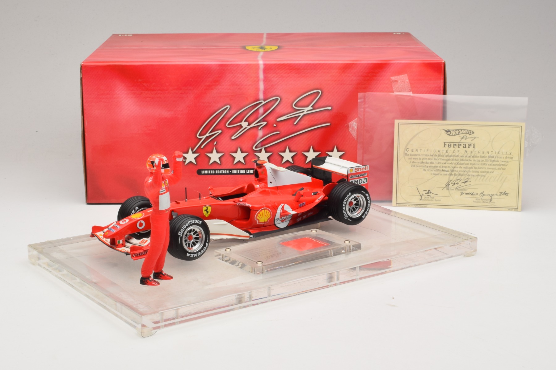 Hot Wheels 1/18 Ferrari F2004 M.シューマッハ Hot Wheels Ferrari F2004 1:18 Schumacher 2004 Champion