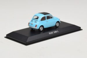 Fiat 500 L Blue Maxichamps 1:43 940121601 Diecast - image 2 of 5