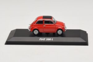 Fiat 500 L Red Maxichamps 1:43 940121600 Diecast