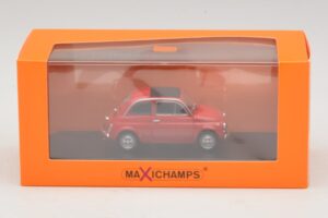 Fiat 500 L Red Maxichamps 1:43 940121600 Diecast - image 5 of 5