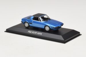 Fiat X1/9 Blue Maxichamps 1:43 940121661 Diecast - image 3 of 5