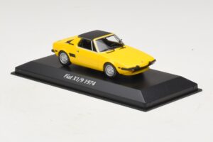 Fiat X1/9 Yellow Maxichamps 1:43 940121660 Diecast - image 3 of 5