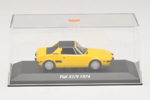Fiat X1/9 Yellow Maxichamps 1:43 940121660 Diecast - image 4 of 5
