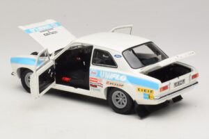 Ford Escort Mk1 RS1600 #4 R. Clark / T. Mason Winners RAC Rally 1972 Minichamps 1:18 100728104 Diecast - image 5 of 8