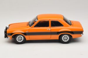 Ford Escort Mk1 RS1600 AVO Orange With Black Stripes Minichamps 1:18 100688104 Diecast - image 4 of 8