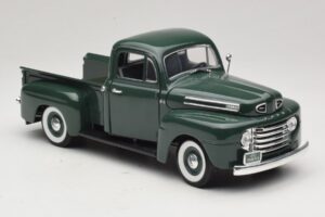 Ford F-1 Green Road Legends 1:18 92218 Diecast - image 6 of 8