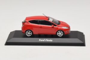 Ford Fiesta Mk7 Red Maxichamps 1:43 940088000 Diecast